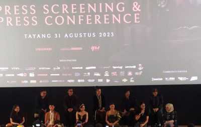 Teror Kutukan Semakin