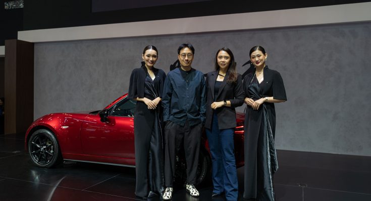 Mazda Indonesia Hadirkan Busana Monochromatic