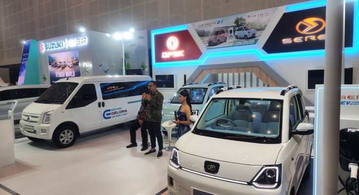 DFSK dan Seres Hadir di GIIAS Surabaya