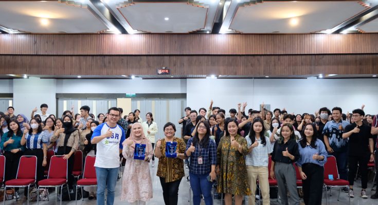 Astra Credit Companies (ACC), berijalan