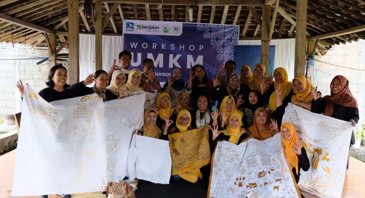 Astra Credit Companies (ACC) merayakan Hari Batik