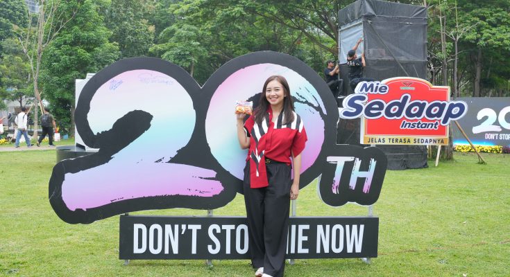 Mie Sedaap rasanya strong banget dan nendang,