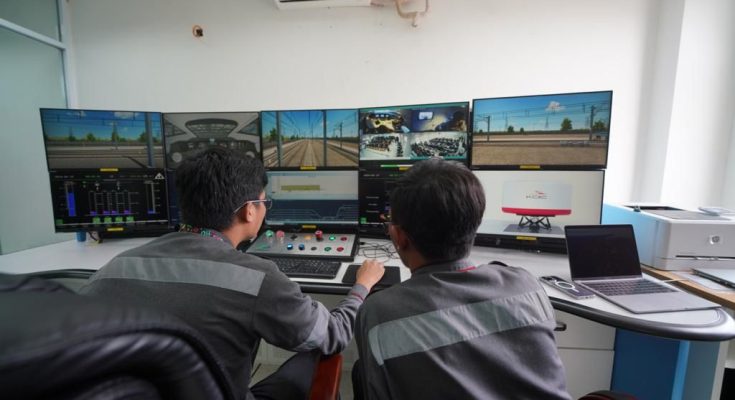KCIC sedang menjalani pelatihan 72 masinis untuk operasional