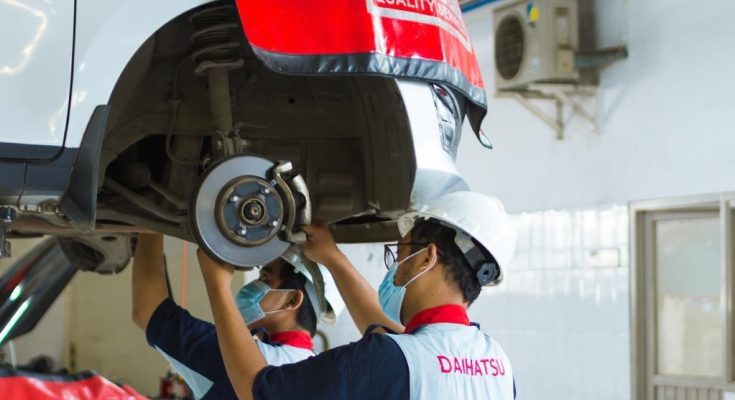 Umumnya, aktivitas liburan menggunakan mobil