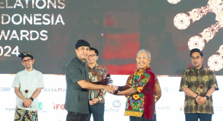 Tim Komunikasi Perusahaan PT Pegadaian meraih 3 penghargaan