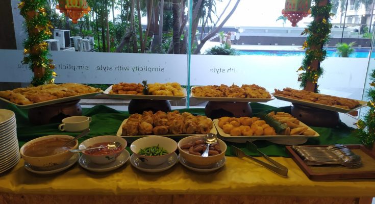 Grand Whiz Poins Simatupang Jakarta menyambut