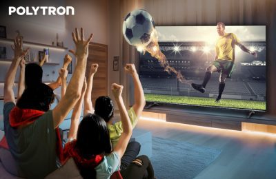 Momen kebersamaan yang dijadikan ajang nonton bareng