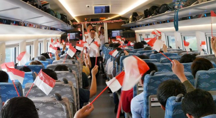 Dalam rangka merayakan Hari Ulang Tahun (HUT) Republik