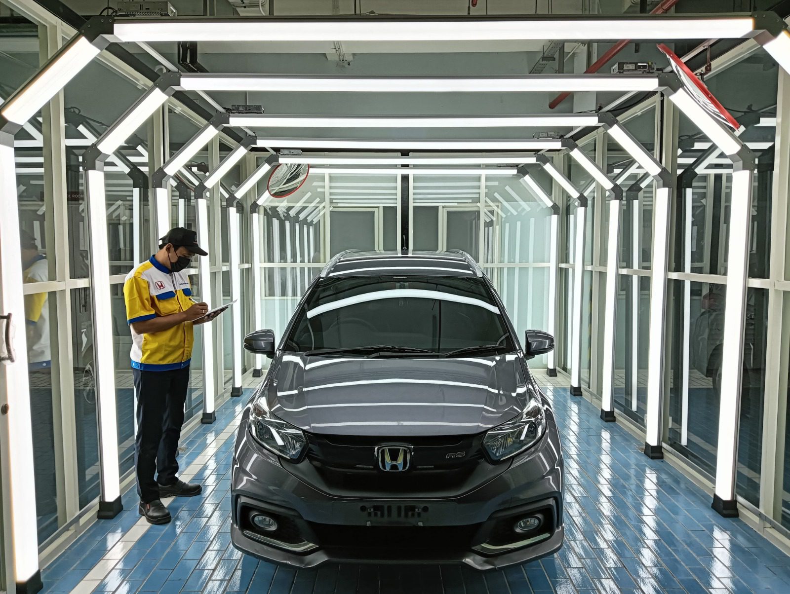 PT Honda Prospect Motor (HPM) meresmikan fasilitas bodi dan cat terbaru