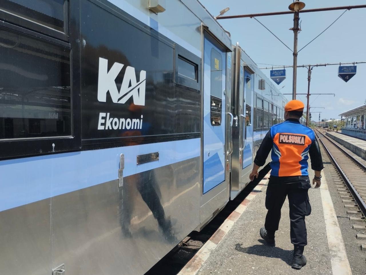 KAI Daop 5 Purwokerto melakukan perubahan rangkaian pada KA Logawa