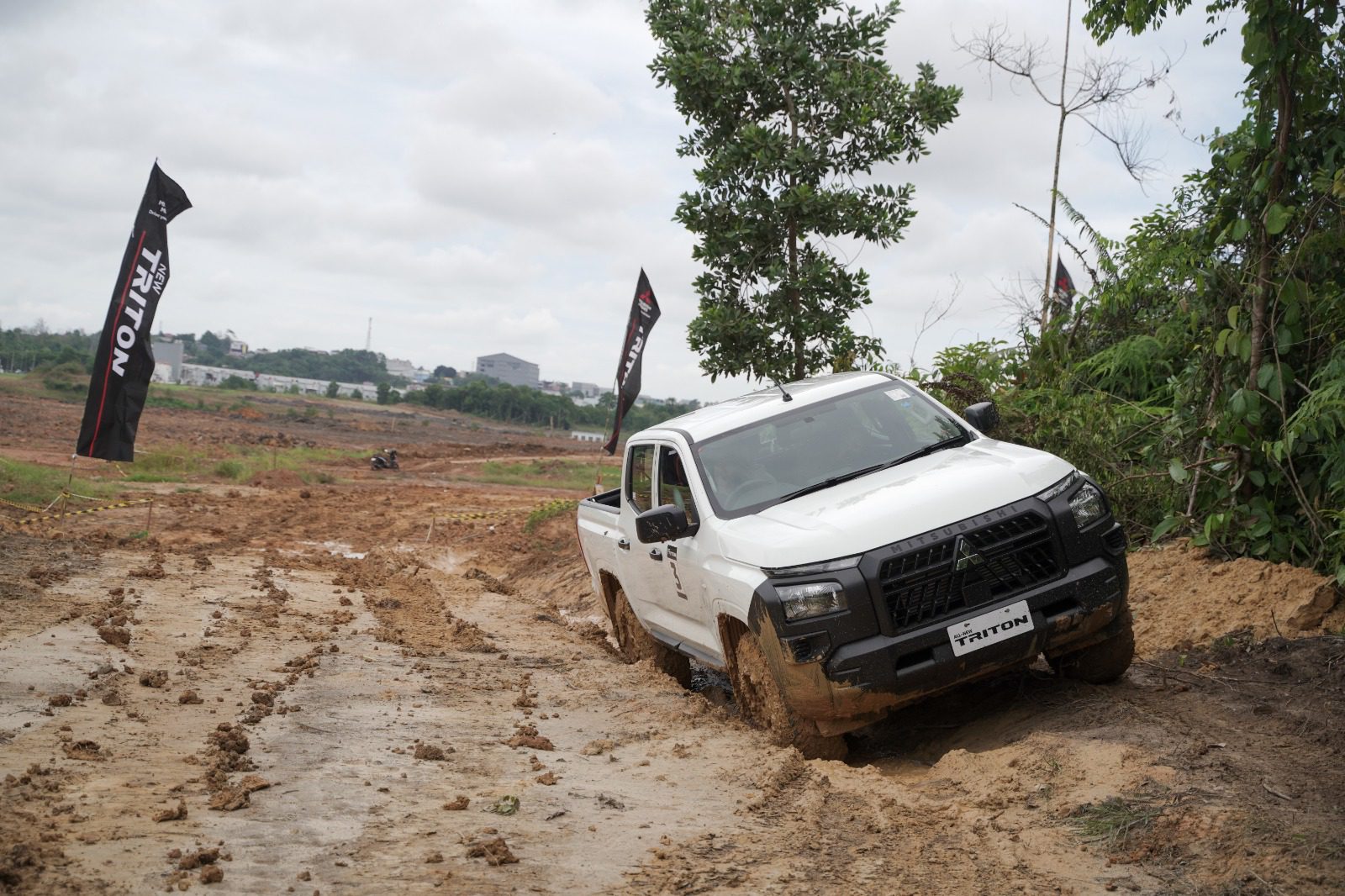 PT Mitsubishi Motors Krama Yudha Sales Indonesia (MMKSI)