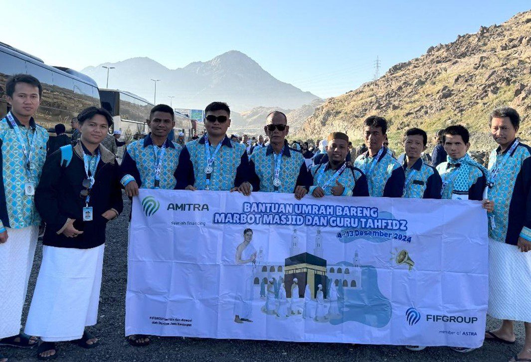 FIFGROUP melalui Program Umrah Spesial bersama AMITRA,