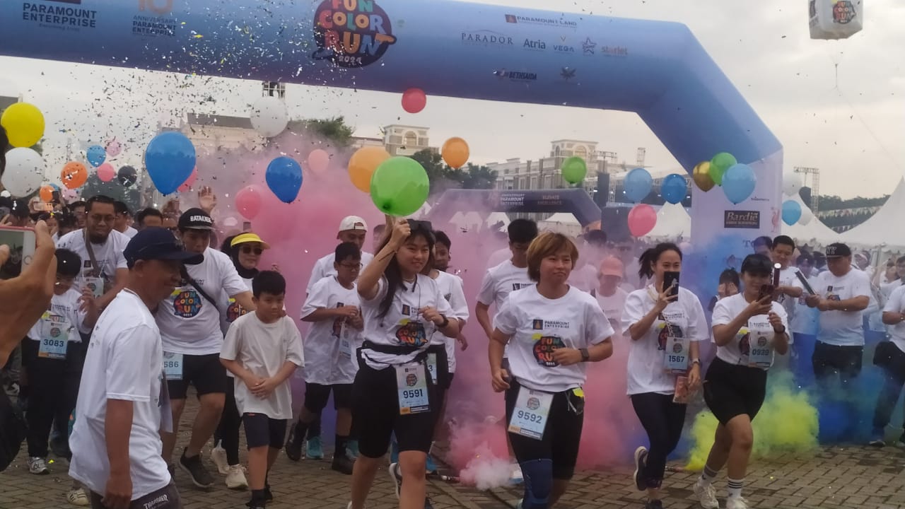 Paramount ‘Fun Color Run’ 2024 hadir mewarnai Kota Gading Serpong pada hari Sabtu, 7 Desember 2024.