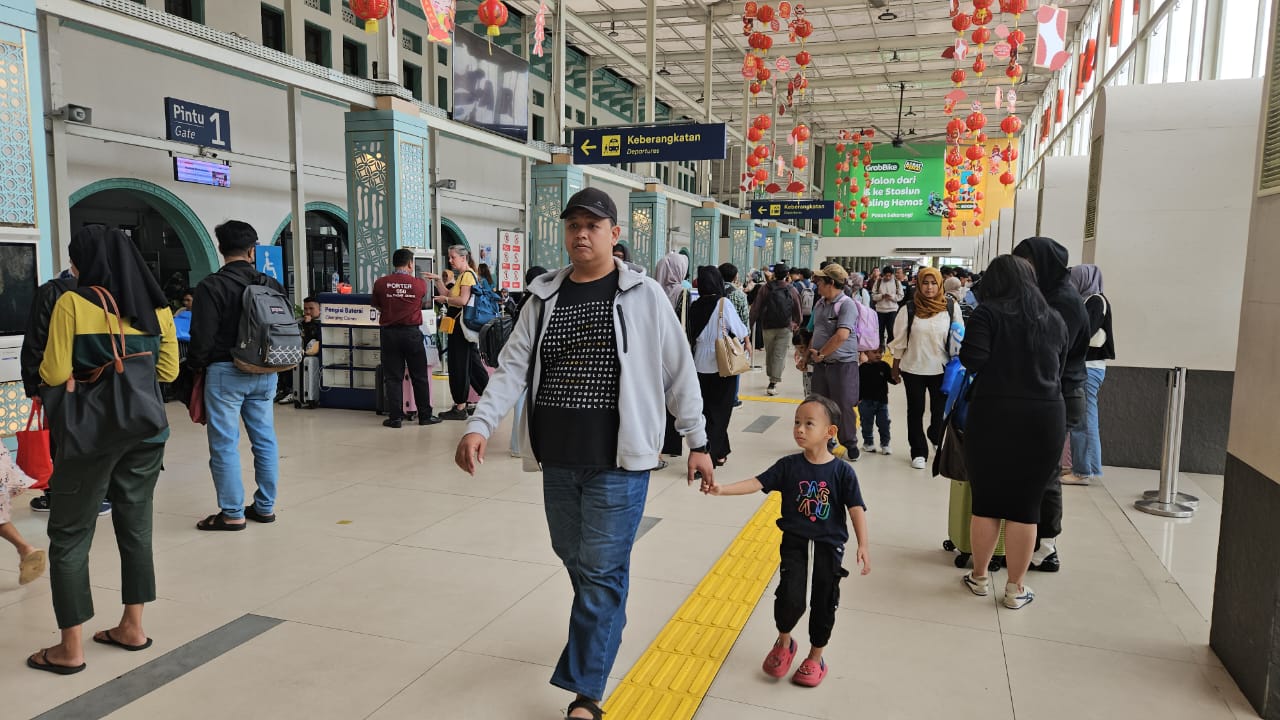 Kereta Api Indonesia (KAI) telah membuka