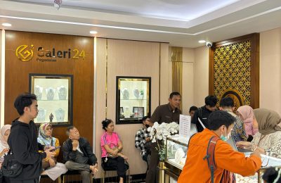 Usai libur Lebaran Idul Fitri 1446 Hijriah, masyarakat berburu emas