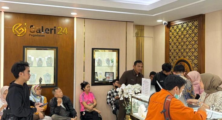 Usai libur Lebaran Idul Fitri 1446 Hijriah, masyarakat berburu emas