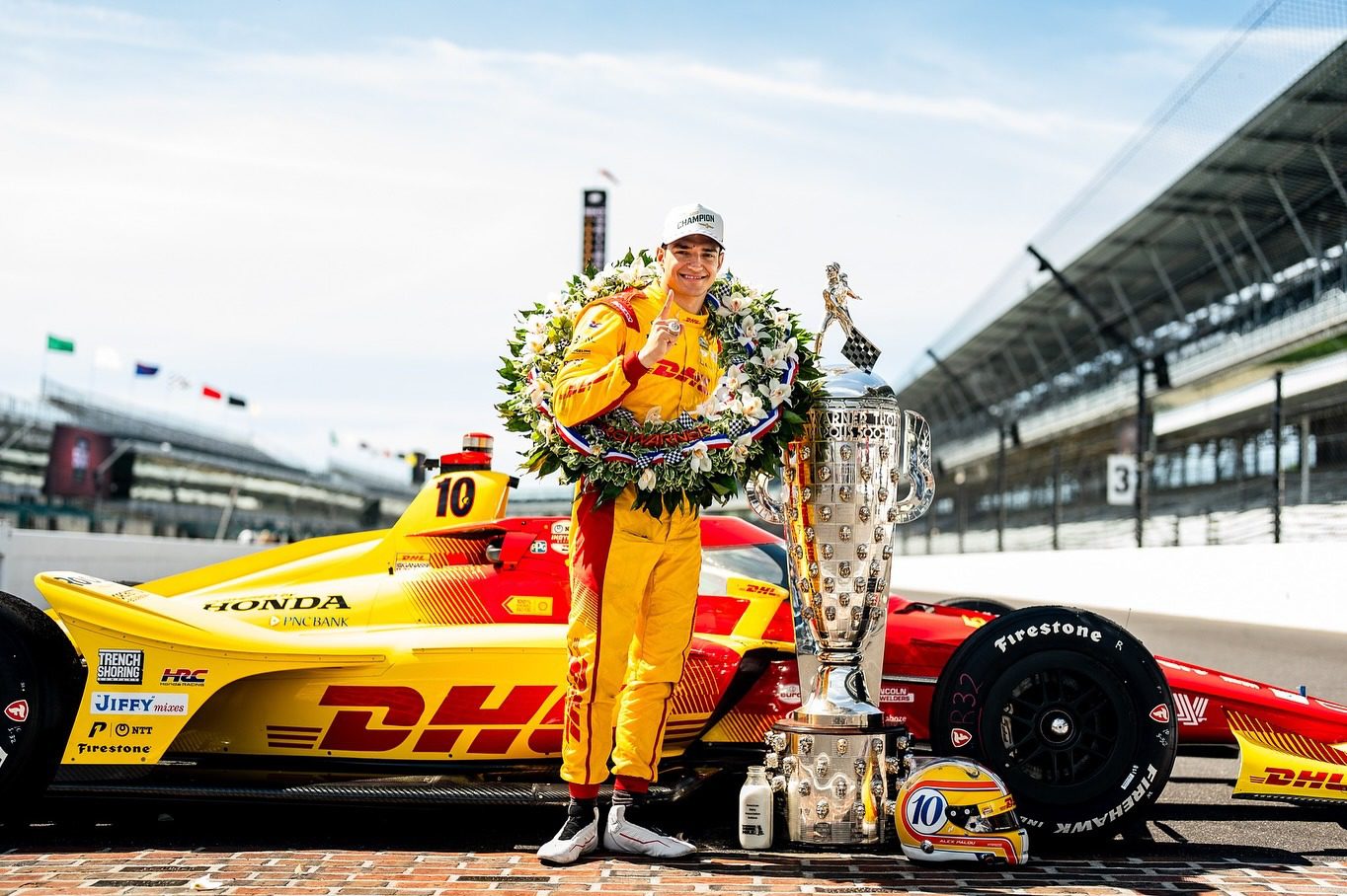 Honda kembali meraih kemenangan pada ajang balap Indianapolis