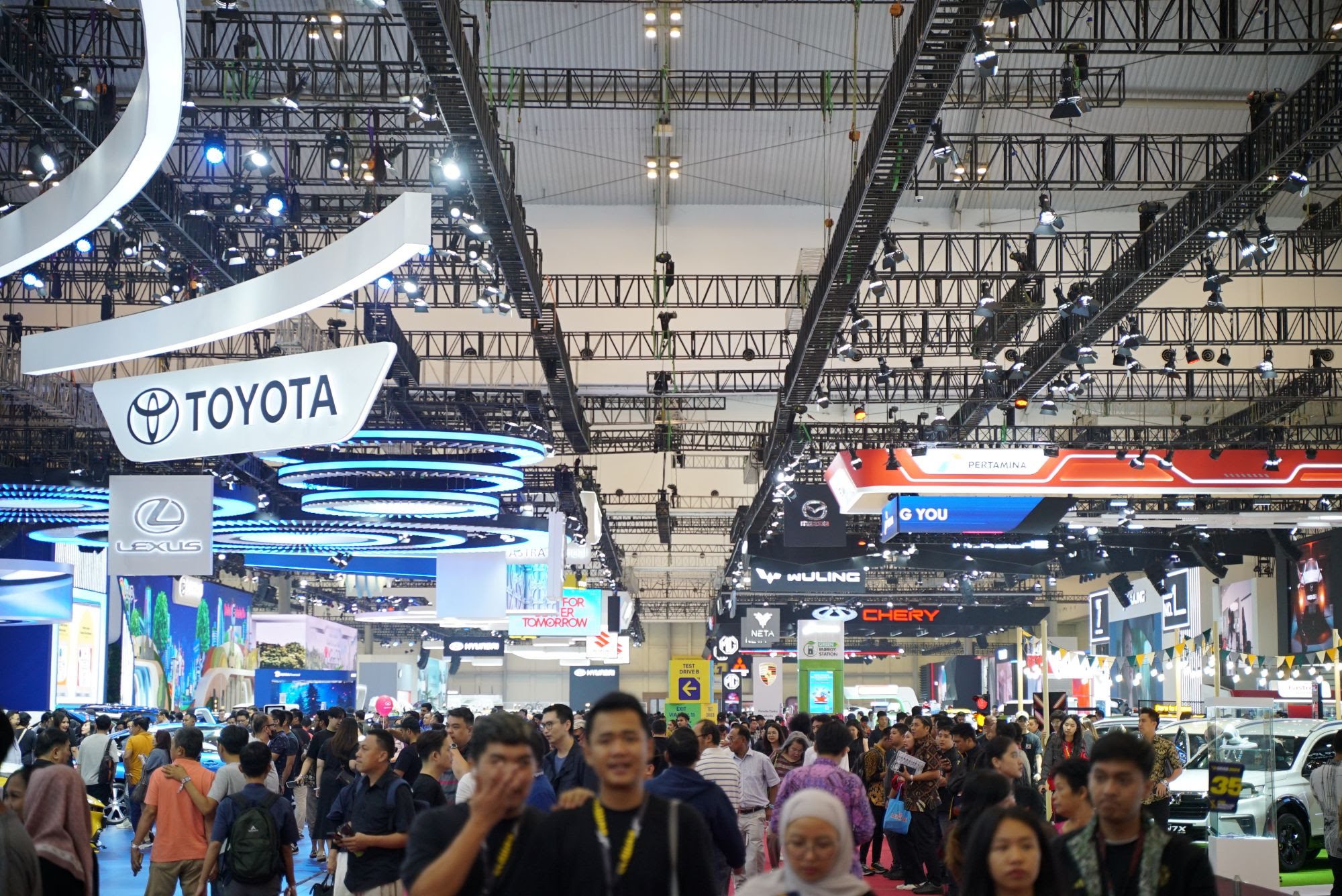 Pelaku industri otomotif antusias persiapan menuju