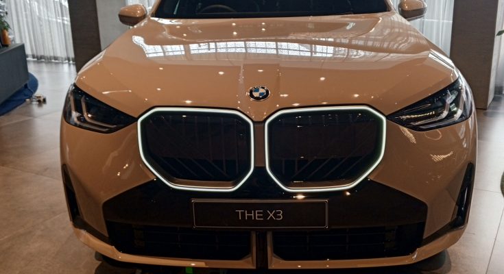 BMW X3 20 xDrive dan 218 Gran Coupe M Sport