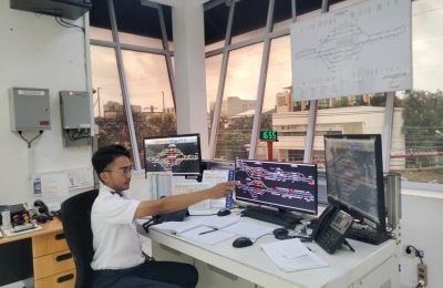Peran Petugas Pengatur Perjalanan Kereta Api (PPKA) sangat vital