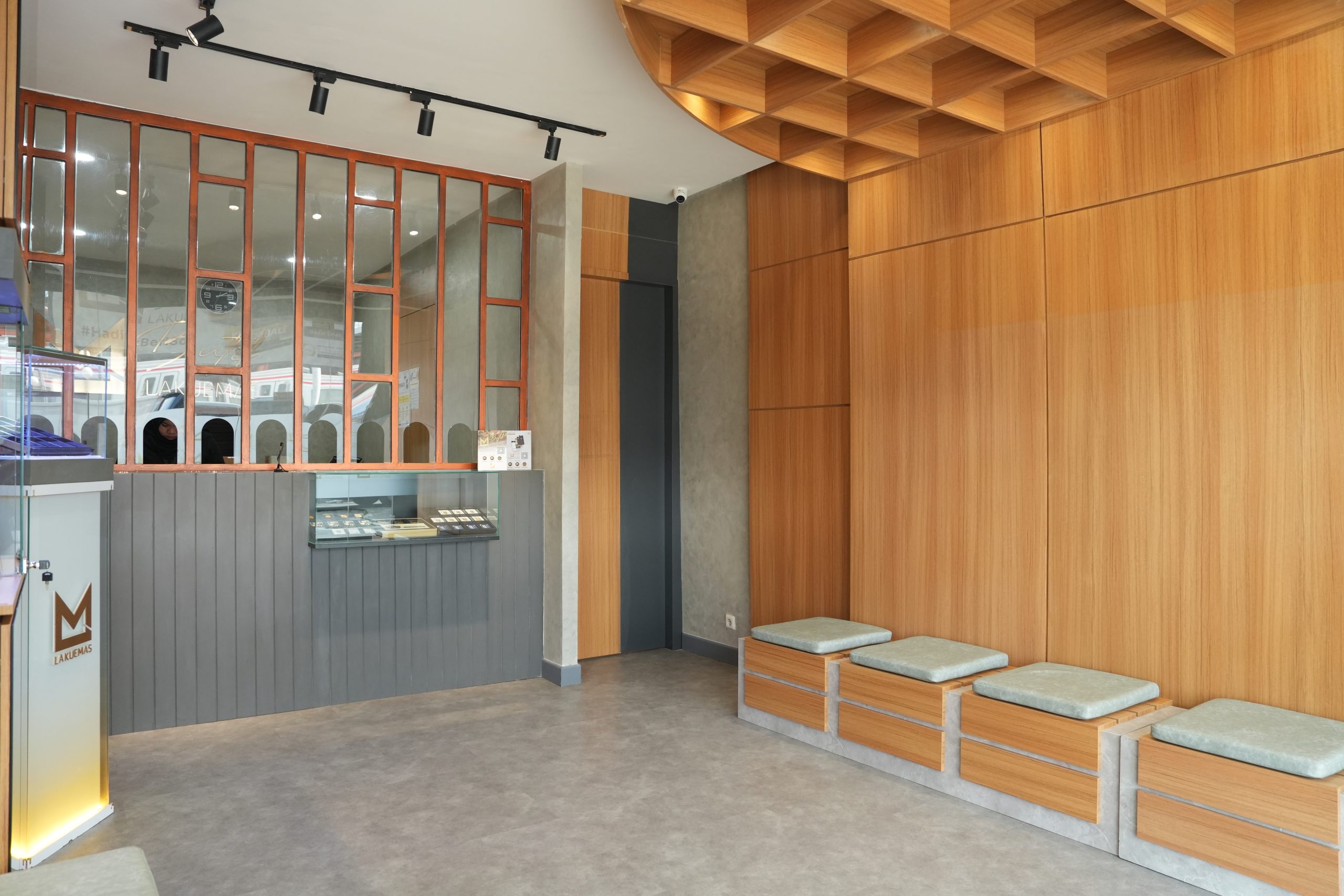 Gadai emas menjadi salah salah satu opsi