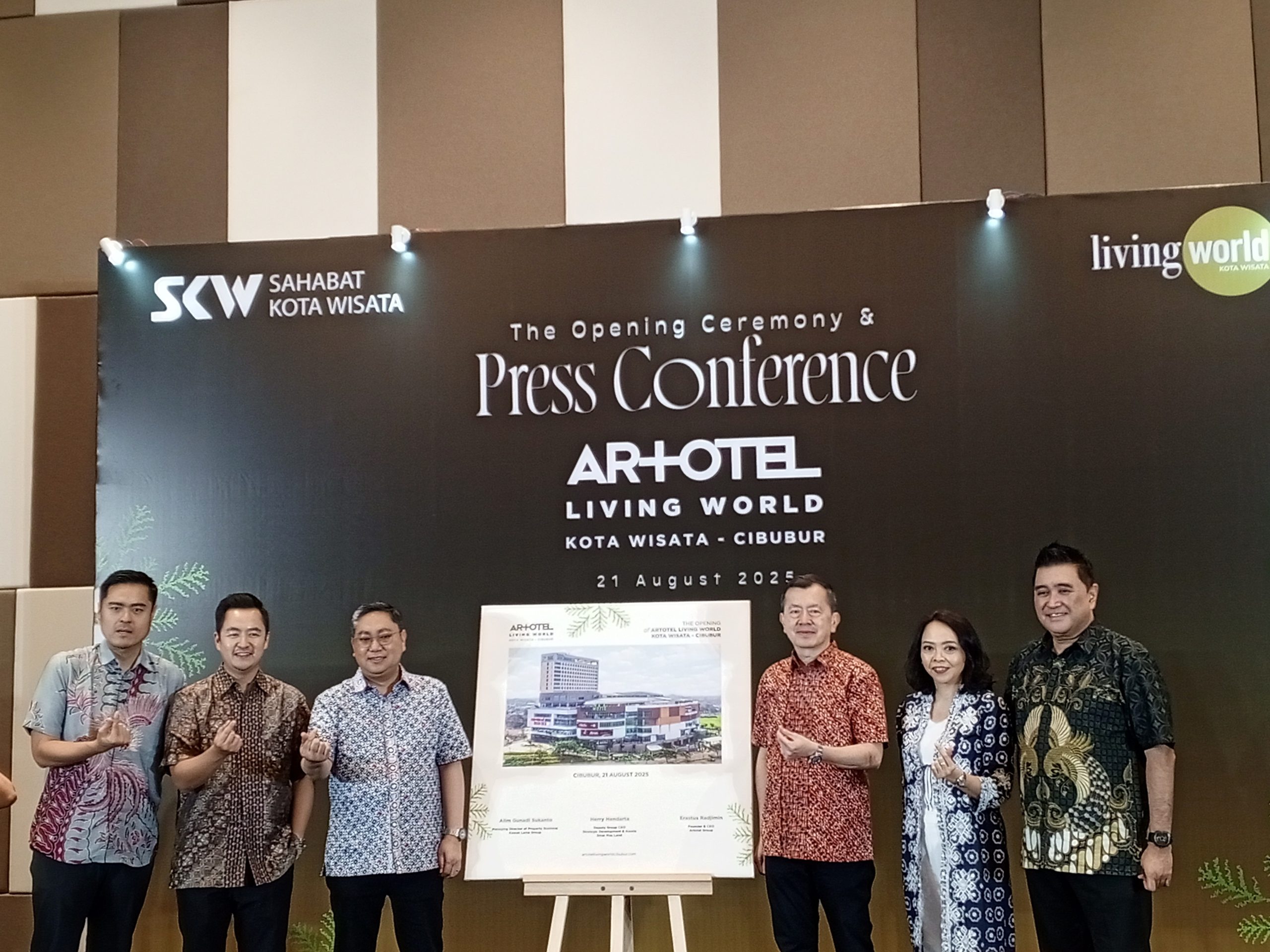 Dengan mengusung konsep seni dan gaya hidup