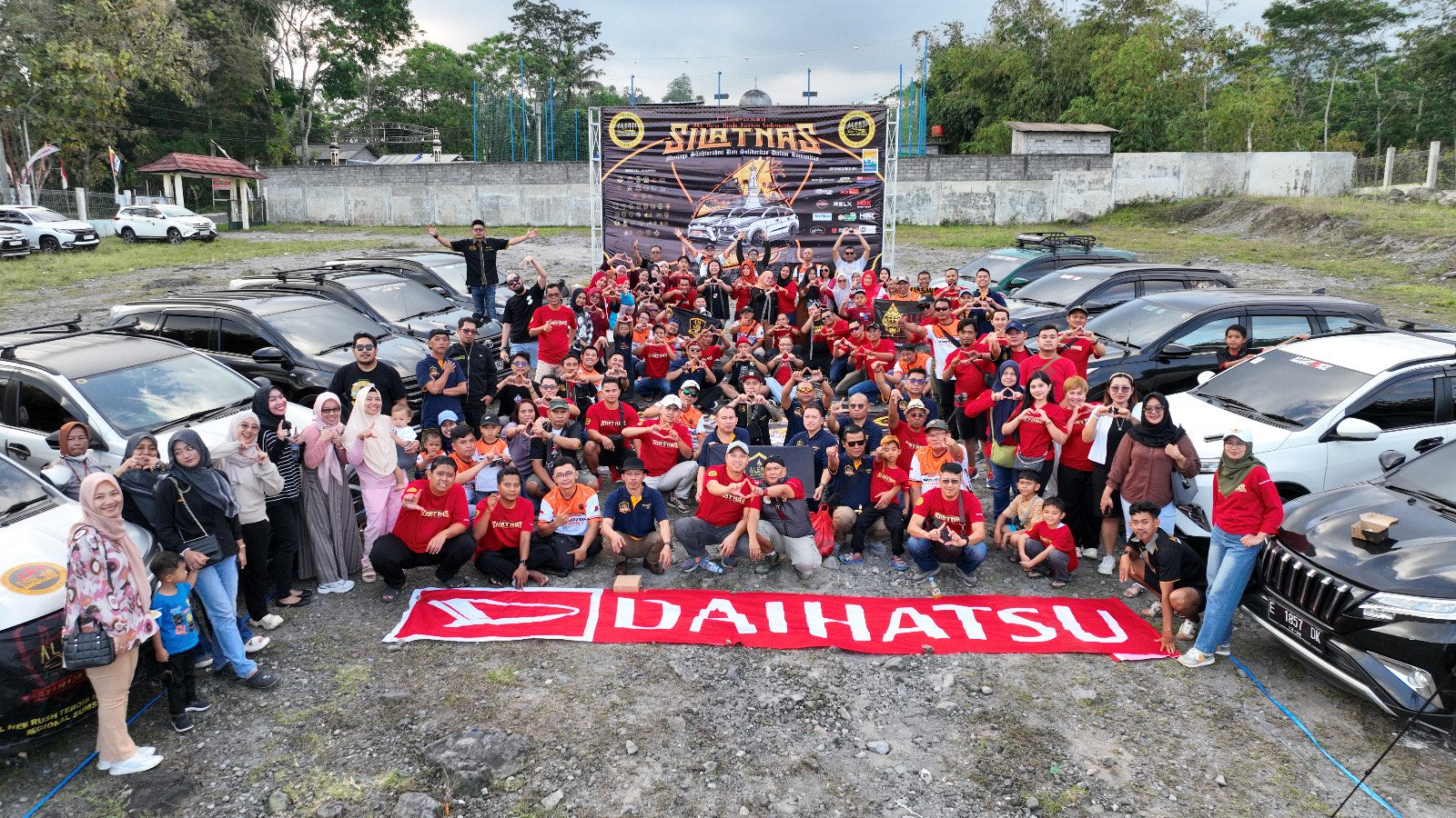 Daihatsu OfficialClub, yaitu All New Rush