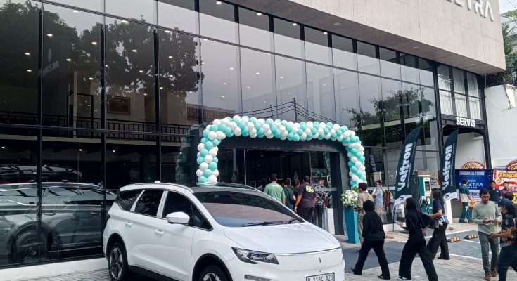 PT Aletra Mobil Nusantara meresmikan Dealer