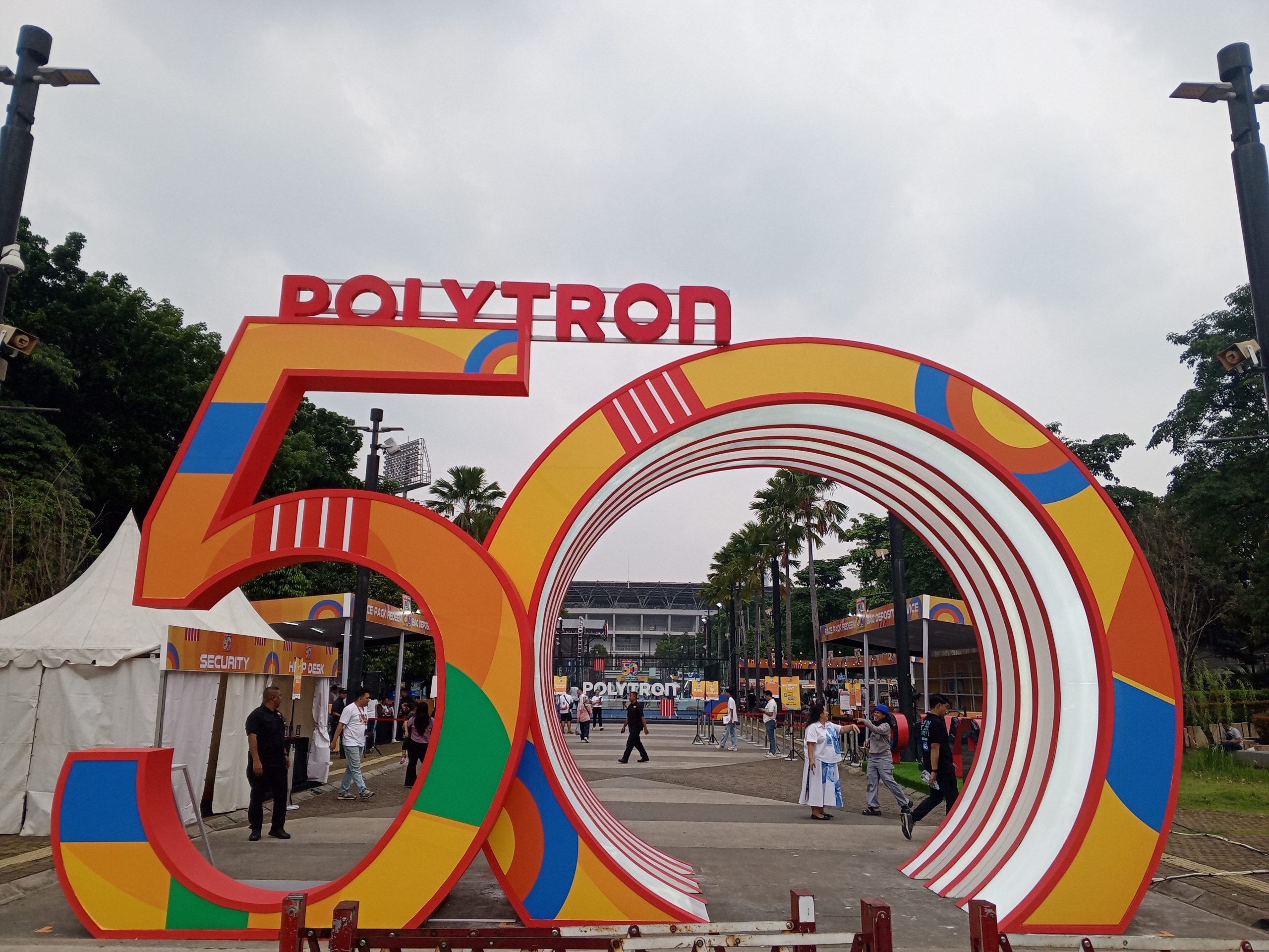Polytron yang genap merayakan 50 tahun hadir