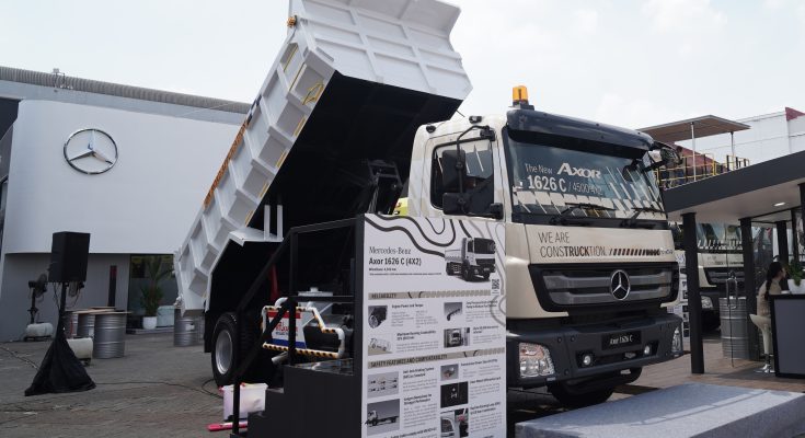PT Daimler Commercial Vehicles Indonesia (DCVI) meluncurkan secara