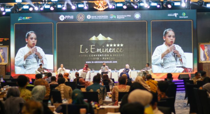 Le Eminence Hotel Convention & Resort Ciloto - Puncak, sebuah