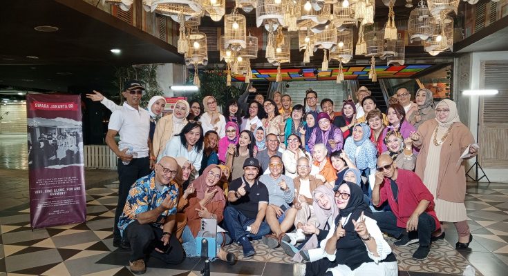 SWARA JAKARTA 80’S adalah suatu wadah bernyanyi dan bersahabat.