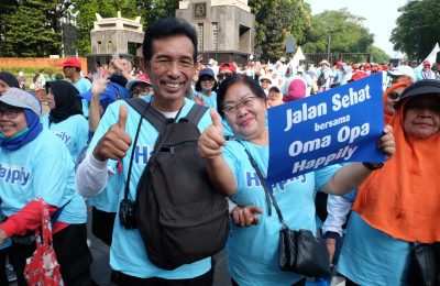 WINGS Care resmi meluncurkan Happily, popok celana dewasa