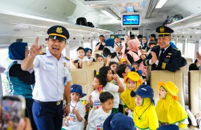 PT Kereta Api Indonesia (Persero) Daerah Operasi 1 Jakarta bersama Direktorat