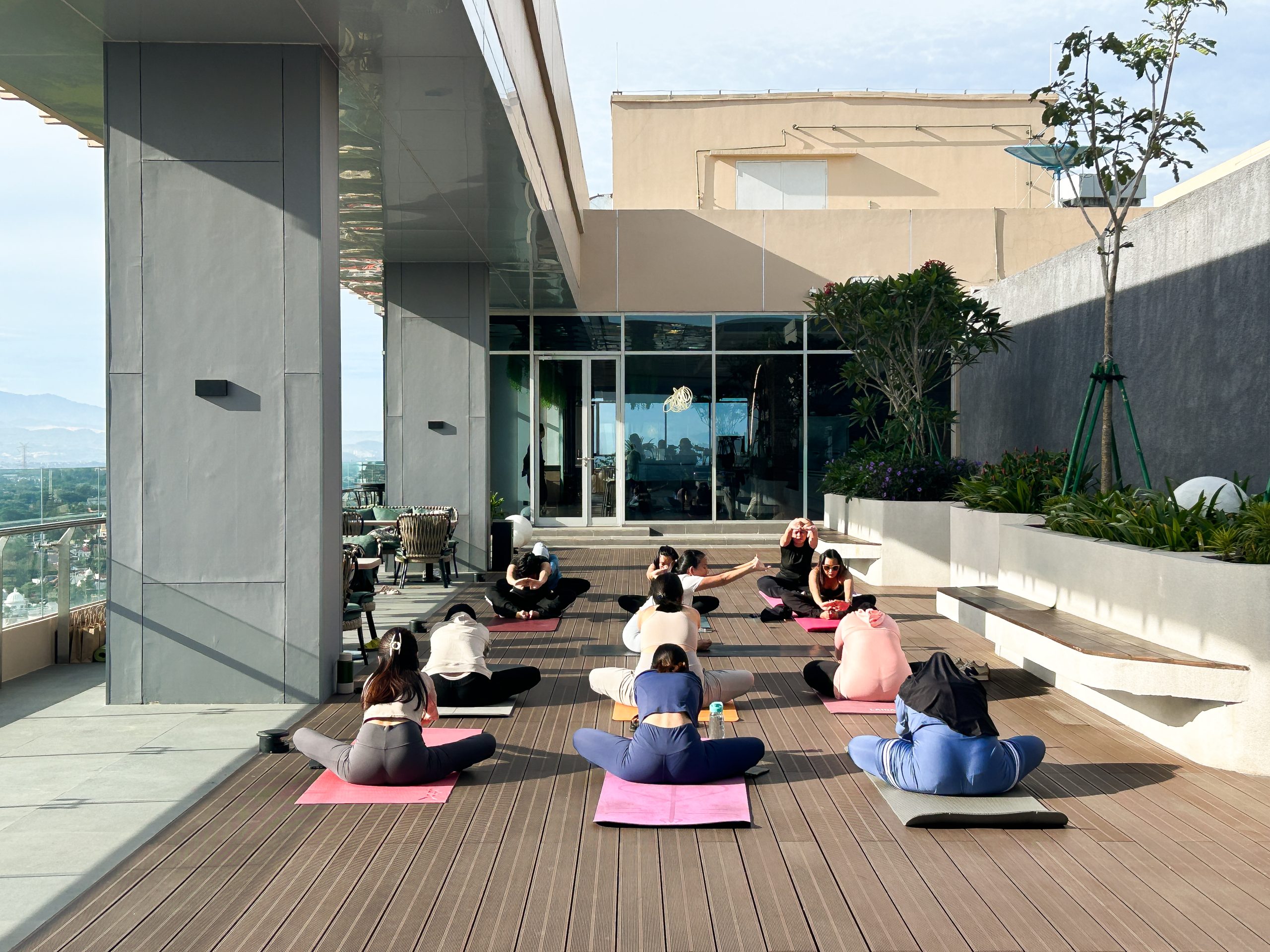 ARTOTEL Living World Kota Wisata – Cibubur kembali