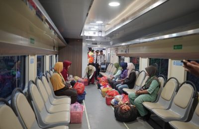 PT Kereta Api Indonesia (Persero) resmi mengoperasikan Kereta Petani